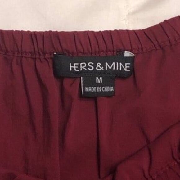 Hers & Mine Maroon Off the Shoulder Blouse Size Medium - Picture 6 of 8